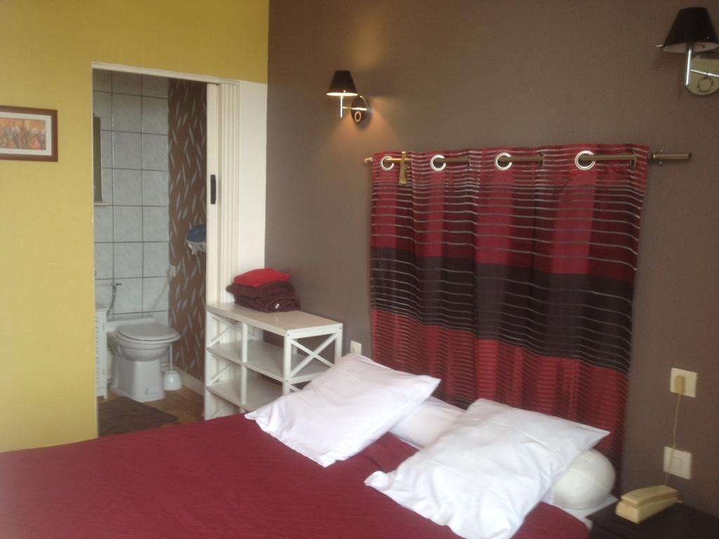 Hotel Moderne Vire  Luaran gambar