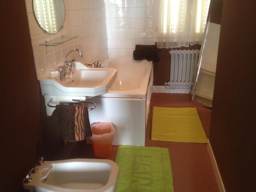 Hotel Moderne Vire  Luaran gambar